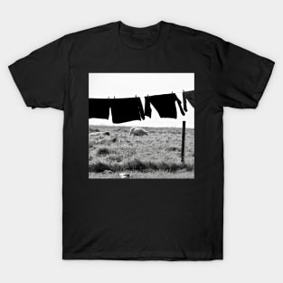 Clothesline in Ouessant T-Shirt